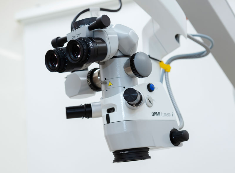 眼科用手術顕微鏡